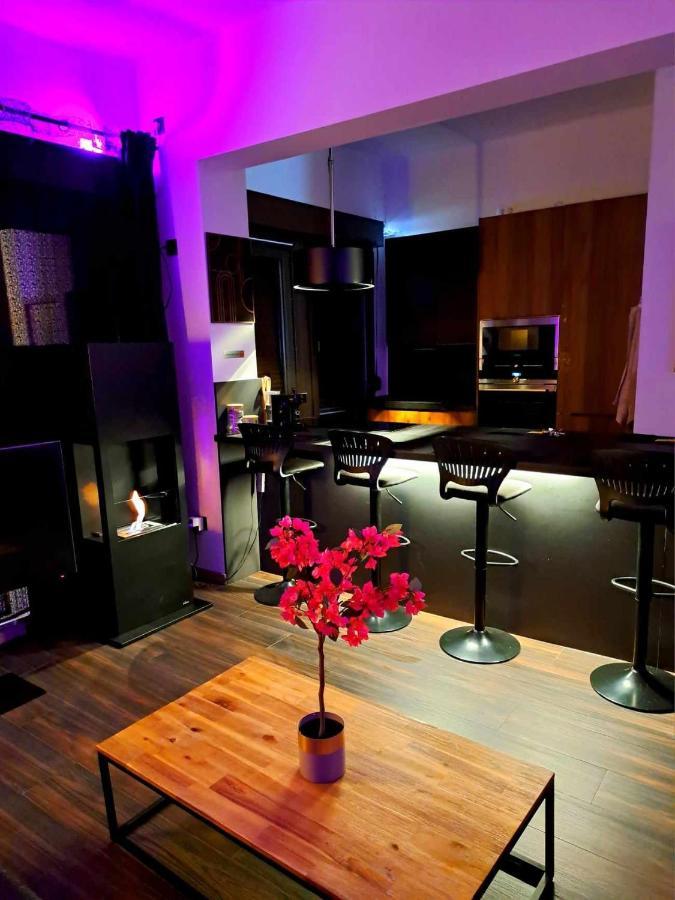 Petite Chambre Dans Une Jolie Colocation Lüttich Exterior foto